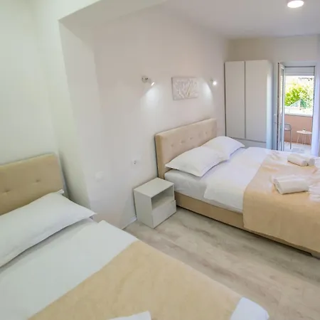 Apartman Elle *